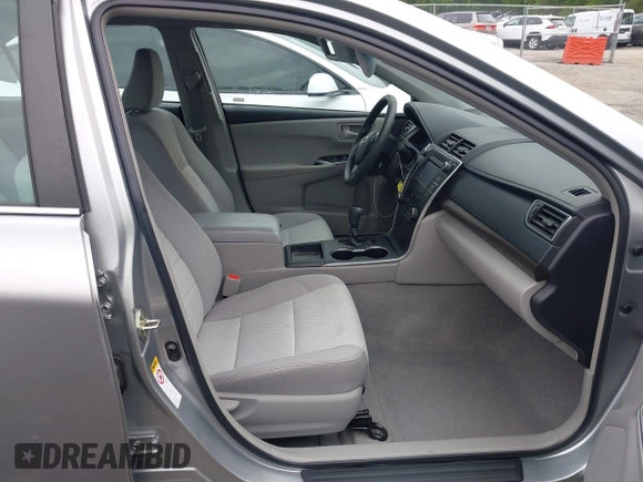 2017 Toyota Camry XLE with VIN 4T1BF1FK0HU375991, listed as a IAAI auction lot 42026712 with 65,321 mi miles and . Bid and sale history available at DreamBid. Image 5.