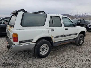 1992 Toyota 4Runner SR5 with VIN JT3VN39W9N8037898, listed as a Copart auction lot 87326984 with 191,803 mi miles and Clean Title. Bid and sale history available at carsss.com. Image 3.