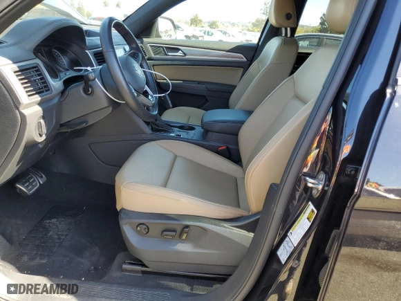 2020 Volkswagen Atlas Cross Sport 3.6L V6 SE w/Technology with VIN 1V2YE2CA4LC229304, listed as a Copart auction lot 70223993 with 18,887 mi miles. Bid and sale history available at carsss.com. Image 7.