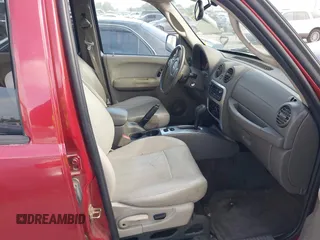 2005 Jeep Liberty Limited with VIN 1J4GK58K15W686107, listed as a IAAI auction lot 42015682 with 153,494 mi miles. Bid and sale history available at carsss.com. Image 5.