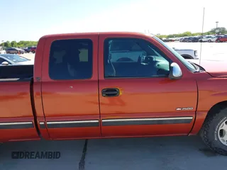 2001 Chevrolet Silverado 1500 LS with VIN 2GCEC19V311378627, listed as a IAAI auction lot 42077389 with 356,476 mi miles and . Bid and sale history available at DreamBid. Image 13.