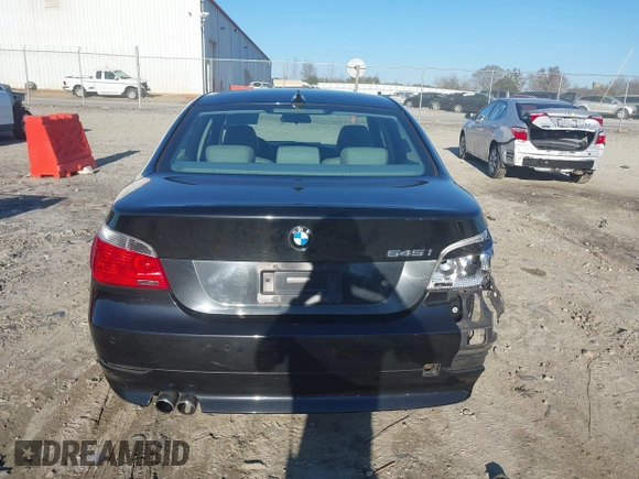 2005 BMW 5 Series 545i with VIN WBANB33515B089725, listed as a IAAI auction lot 41504335 with 117,657 mi miles and . Bid and sale history available at carsss.com. Image 16.