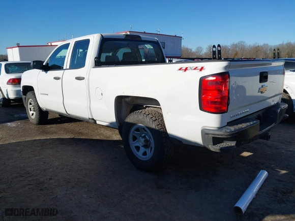 2015 Chevrolet Silverado 1500 Work Truck with VIN 1GCVKPEH2FZ223796, listed as a IAAI auction lot 41582070 with 185,929 mi miles. Bid and sale history available at carsss.com. Image 3.