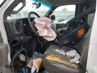 2016 GMC Savana Cargo Van with VIN 1GTW7BFF6G1291038, listed as a Copart auction lot 79131534 with 0 mi miles and Salvage Title. Bid and sale history available at carsss.com. Image 7.