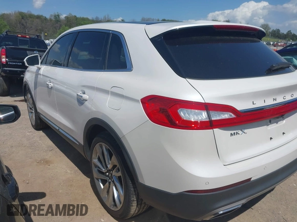 2016 Lincoln MKX Reserve with VIN 2LMTJ8LR6GBL66332, listed as a IAAI auction lot 41932408 with 75,306 mi miles and . Bid and sale history available at DreamBid. Image 3.