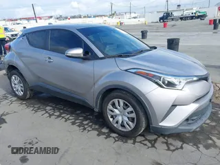 2019 Toyota C-HR XLE with VIN JTNKHMBX4K1025673, listed as a IAAI auction lot 42033946 with 101,342 mi miles. Bid and sale history available at carsss.com. Image 1.