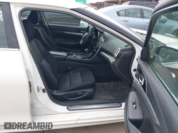 2017 Nissan Maxima SV with VIN 1N4AA6AP4HC382436, listed as a IAAI auction lot 41916548 with 156,110 mi miles and . Bid and sale history available at DreamBid. Image 5.