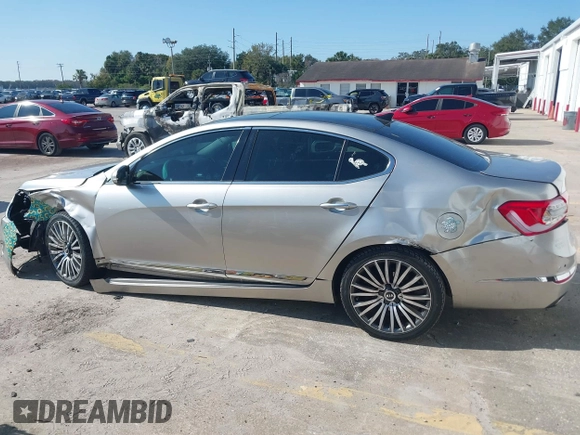 2014 Kia Cadenza Premium with VIN KNALN4D75E5121692, listed as a IAAI auction lot 41332055 with 146,618 mi miles. Bid and sale history available at carsss.com. Image 15.