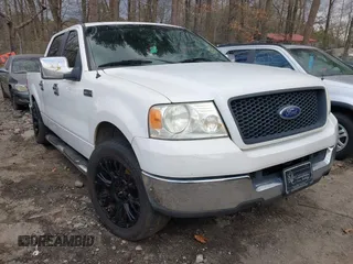 2005 Ford F-150 XLT with VIN 1FTRW12W35KC97855, listed as a IAAI auction lot 41726385 with 295,397 mi miles. Bid and sale history available at carsss.com. Image 1.