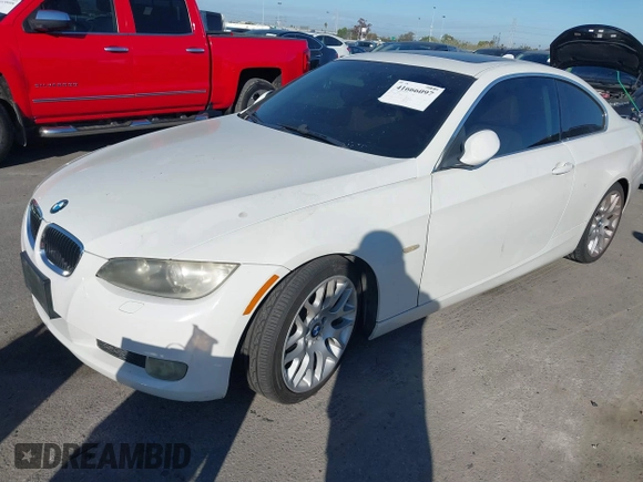 2008 BMW 3 Series 328i with VIN WBAWV13518P120883, listed as a IAAI auction lot 41666097 with 136,797 mi miles and . Bid and sale history available at DreamBid. Image 2.