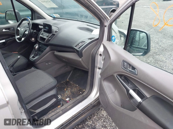 2019 Ford Transit Connect XLT z VIN NM0LS7F22K1414917, wystawiony jako IAAI lot #42143528 z przebiegiem 44 702 mil mil oraz . Historia ofert i sprzedaży dostępna na DreamBid. Obrazek 5.