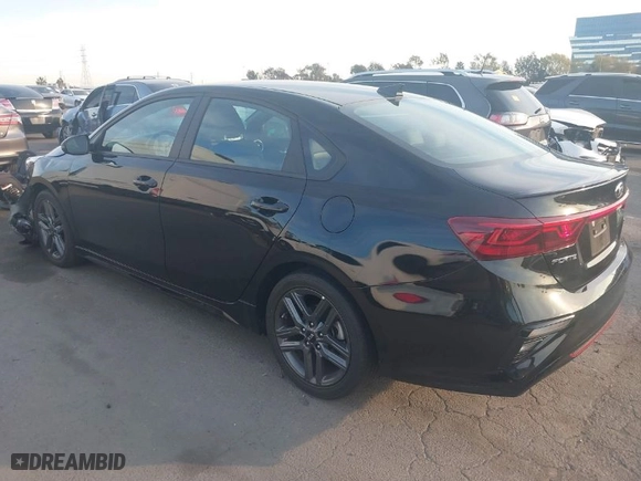2021 Kia Forte GT-Line with VIN 3KPF34AD0ME412510, listed as a IAAI auction lot 41402163 with NaN miles. Bid and sale history available at carsss.com. Image 3.