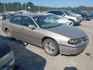 2003 Chevrolet Impala with VIN 2G1WF52K439253037, listed as a IAAI auction lot 42063747 with 186,610 mi miles. Bid and sale history available at carsss.com. Image 1.