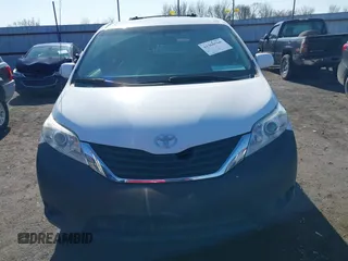2013 Toyota Sienna LE AAS with VIN 5TDKK3DC2DS354582, listed as a IAAI auction lot 41360766 with 169,978 mi miles. Bid and sale history available at carsss.com. Image 12.