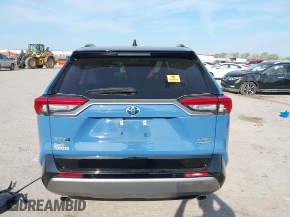 2024 Toyota RAV4 Hybrid XSE with VIN JTME6RFV3RD569619, listed as a IAAI auction lot 41892032 with 4,929 mi miles and . Bid and sale history available at carsss.com. Image 16.