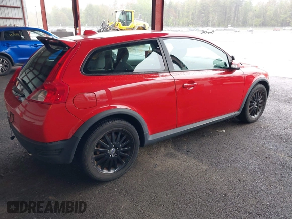 2008 Volvo C30 Version 1.0 z VIN YV1MK672882050337, wystawiony jako IAAI lot #42197001 z przebiegiem 136 632 mil mil oraz . Historia ofert i sprzedaży dostępna na DreamBid. Obrazek 4.