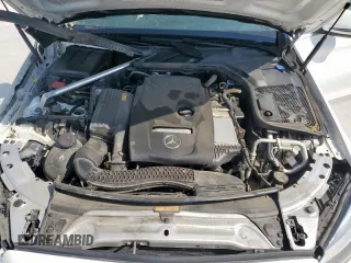2018 Mercedes-Benz C 300 z VIN 55SWF4JB0JU274493, wystawiony jako Copart lot #53468055 z przebiegiem Nie podano mil oraz Szkoda całkowita • Salvage title. Historia ofert i sprzedaży dostępna na DreamBid. Obrazek 12.