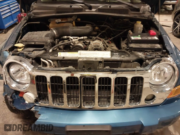 2006 Jeep Liberty Limited with VIN 1J4GL58K76W196950, listed as a IAAI auction lot 41467927 with 125,649 mi miles. Bid and sale history available at carsss.com. Image 10.
