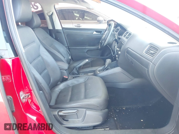 2012 Volkswagen Jetta SE with VIN 3VWDP7AJ6CM372289, listed as a IAAI auction lot 42643829 with 152,512 mi miles and . Bid and sale history available at DreamBid. Image 5.