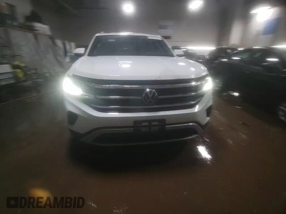 2022 Volkswagen Atlas SE with VIN 1V2LC2CA8NC211729, listed as a Copart auction lot 87927105 with 41,988 mi miles and Salvage title. Bid and sale history available at DreamBid. Image 13.