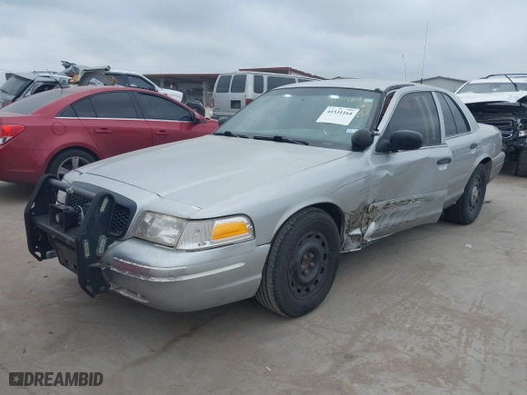 2005 Ford Police Interceptor with VIN 2FAFP71W65X163932, listed as a IAAI auction lot 41531164 with 268,769 mi miles. Bid and sale history available at carsss.com. Image 17.