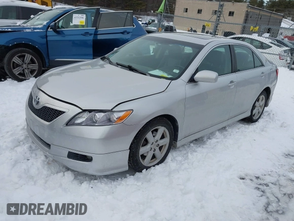 2008 Toyota Camry LE with VIN 4T1BK46K58U561071, listed as a IAAI auction lot 41541980 with 194,379 mi miles. Bid and sale history available at carsss.com. Image 2.
