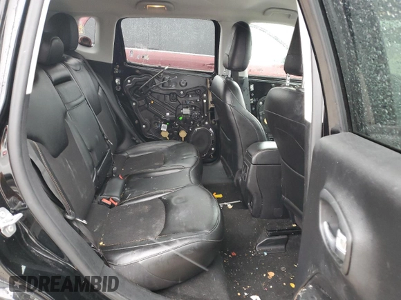 2020 Jeep Compass Altitude z VIN 3C4NJCBBXLT108507, wystawiony jako Copart lot #81733784 z przebiegiem 69 859 mil mil oraz Szkody całkowita. Historia ofert i sprzedaży dostępna na DreamBid. Obrazek 10.