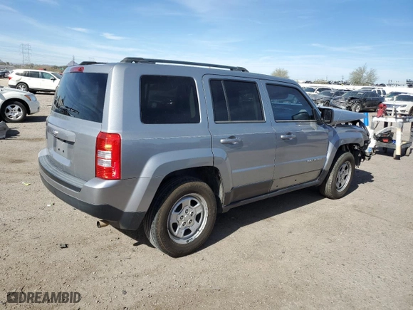 2015 Jeep Patriot Sport with VIN 1C4NJPBB5FD107167, listed as a Copart auction lot 43131255 with 121,069 mi miles and Salvage Title. Bid and sale history available at carsss.com. Image 3.
