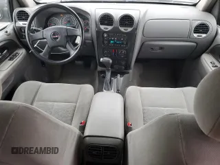 2005 GMC Envoy SLT with VIN 1GKDS13S452258553, listed as a Copart auction lot 82888944 with 174,546 mi miles and Salvage Title. Bid and sale history available at carsss.com. Image 8.
