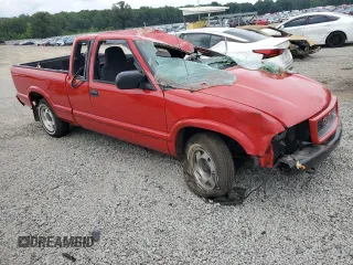 1999 GMC Sonoma SLS with VIN 1GTCS1947XK505373, listed as a Copart auction lot 64290564 with 0 mi miles and Non Repairable. Bid and sale history available at carsss.com. Image 4.