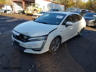 2018 Honda Clarity Plug-In Hybrid Touring with VIN JHMZC5F36JC004212, listed as a IAAI auction lot 40820397 with 90,106 mi miles. Bid and sale history available at carsss.com. Image 17.