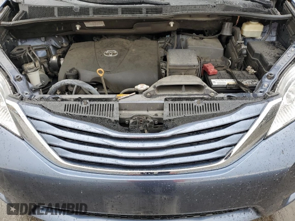 2017 Toyota Sienna LE Auto Access Seat with VIN 5TDKZ3DC7HS839088, listed as a Copart auction lot 47699525 with 63,466 mi miles and Salvage Title. Bid and sale history available at carsss.com. Image 12.