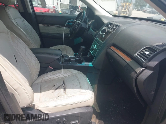 2016 Ford Explorer Platinum with VIN 1FM5K8HT5GGA69115, listed as a IAAI auction lot 42293262 with Not provided miles and . Bid and sale history available at DreamBid. Image 5.