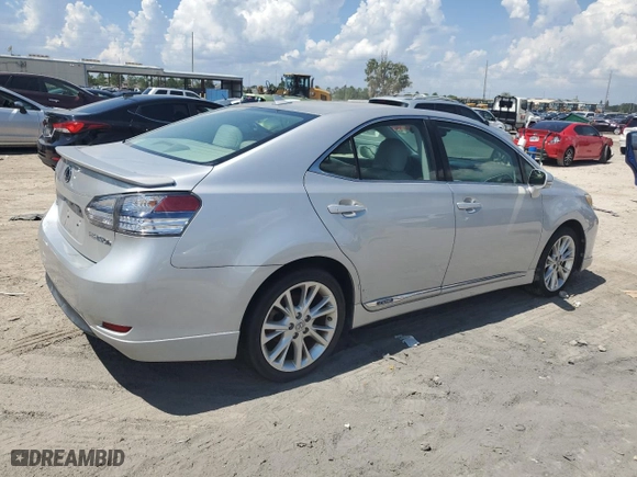 2010 Lexus HS 250h with VIN JTHBB1BA3A2013814, listed as a Copart auction lot 72218104 with 191,159 mi miles and Clean Title. Bid and sale history available at carsss.com. Image 3.
