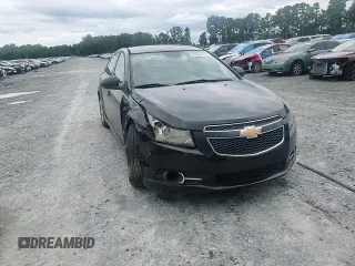 2014 Chevrolet Cruze 2LT z VIN 1G1PE5SB5E7120878, wystawiony jako Copart lot #58624755 z przebiegiem 121 644 mil mil oraz Szkoda całkowita • Salvage title. Historia ofert i sprzedaży dostępna na DreamBid. Obrazek 13.