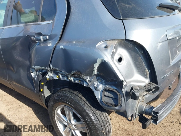 2019 Chevrolet Trax LT with VIN KL7CJPSB9KB810930, listed as a IAAI auction lot 42030573 with 59,259 mi miles. Bid and sale history available at carsss.com. Image 6.