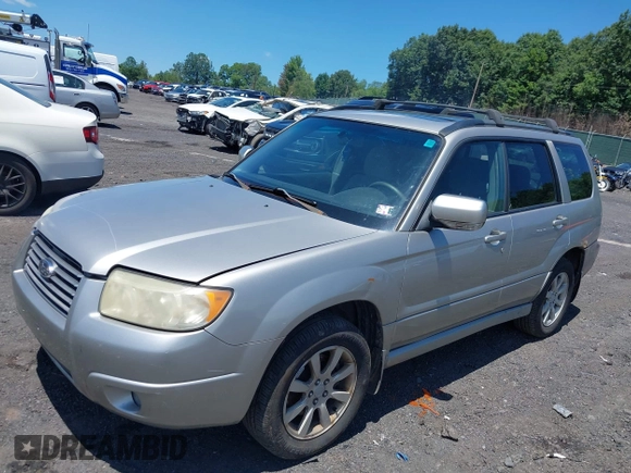 2007 Subaru Forester X with VIN JF1SG65617H725645, listed as a IAAI auction lot 42660092 with 123,228 mi miles and . Bid and sale history available at DreamBid. Image 2.