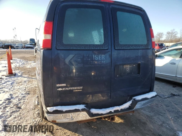 2011 Chevrolet Express Cargo with VIN 1GCZGTCGXB1149008, listed as a Copart auction lot 41650985 with 236,470 mi miles and Clean title. Bid and sale history available at DreamBid. Image 6.