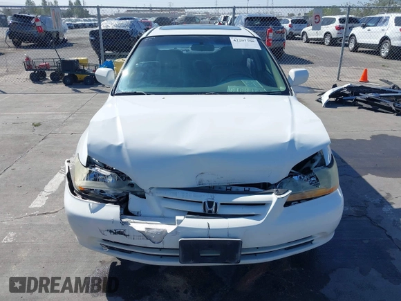 2001 Honda Accord EX z VIN 1HGCG16501A074615, wystawiony jako IAAI lot #42297708 z przebiegiem 187 936 mil mil oraz . Historia ofert i sprzedaży dostępna na DreamBid. Obrazek 6.