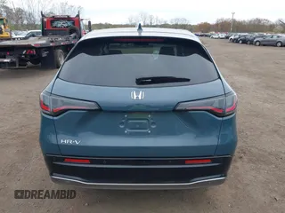 2024 Honda HR-V EX-L with VIN 3CZRZ2H72RM754452, listed as a IAAI auction lot 42082347 with 4,866 mi miles and . Bid and sale history available at DreamBid. Image 16.