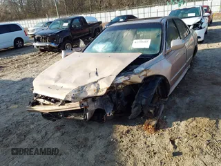 2002 Honda Accord EX z VIN 1HGCG16522A065397, wystawiony jako IAAI lot #41790485 z przebiegiem 223 389 mil mil oraz . Historia ofert i sprzedaży dostępna na DreamBid. Obrazek 6.