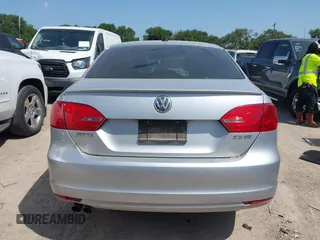 2012 Volkswagen Jetta SE with VIN 3VWBP7AJXCM340937, listed as a IAAI auction lot 42526373 with 157,113 mi miles and . Bid and sale history available at DreamBid. Image 15.