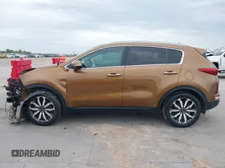 2017 Kia Sportage EX z VIN KNDPN3AC2H7053067, wystawiony jako IAAI lot #42660750 z przebiegiem Nie podano mil oraz . Historia ofert i sprzedaży dostępna na DreamBid. Obrazek 15.