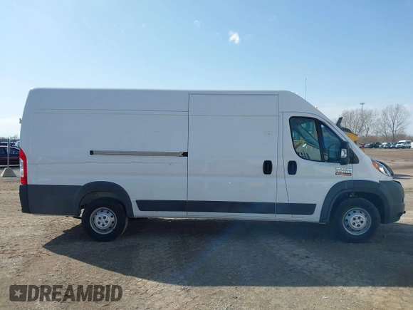 2018 Ram ProMaster Cargo with VIN 3C6URVJG0JE153588, listed as a IAAI auction lot 41726532 with 86,305 mi miles. Bid and sale history available at carsss.com. Image 13.