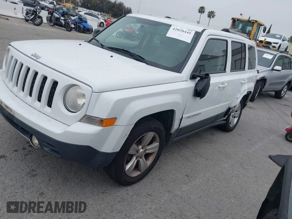 2014 Jeep Patriot Limited with VIN 1C4NJPCB2ED694389, listed as a IAAI auction lot 42028445 with 128,343 mi miles and . Bid and sale history available at DreamBid. Image 2.