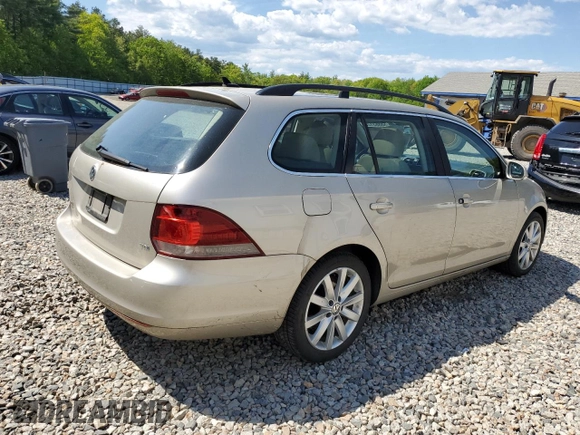2014 Volkswagen Jetta TDI w/Sunroof with VIN 3VWPL7AJ5EM606949, listed as a Copart auction lot 58863125 with 131,179 mi miles and Clean title. Bid and sale history available at DreamBid. Image 3.