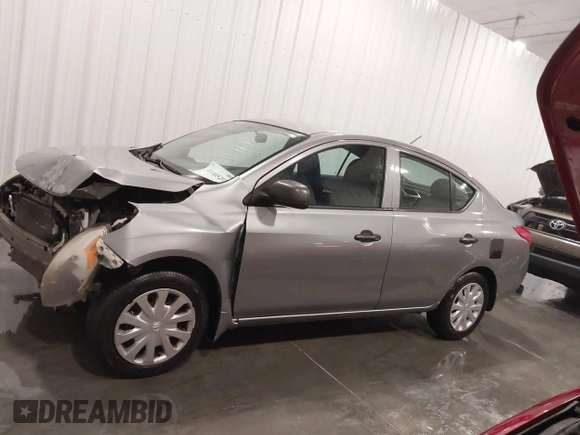 2012 Nissan Versa SV with VIN 3N1CN7AP0CL910681, listed as a IAAI auction lot 41405297 with 77,635 mi miles. Bid and sale history available at carsss.com. Image 15.