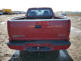 1998 GMC Sonoma with VIN 1GTCS144XWK512047, listed as a Copart auction lot 85928244 with 259,749 mi miles and Salvage Title. Bid and sale history available at carsss.com. Image 6.