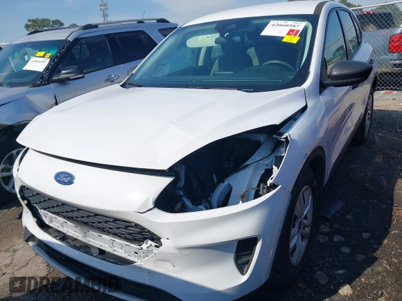 2022 Ford Escape S with VIN 1FMCU0F65NUA27557, listed as a IAAI auction lot 42060587 with 33,607 mi miles and . Bid and sale history available at DreamBid. Image 6.