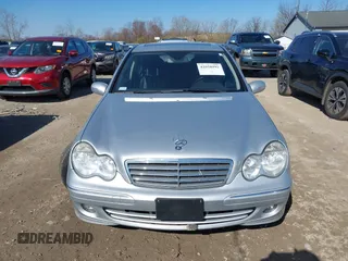 2007 Mercedes-Benz C 280 Luxury with VIN WDBRF92H37F891873, listed as a IAAI auction lot 42058992 with 127,760 mi miles and . Bid and sale history available at DreamBid. Image 12.